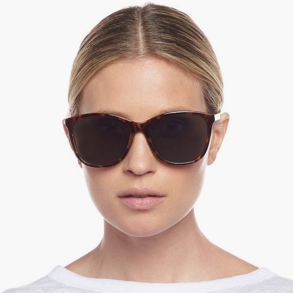 LE SPECS Entitlement 57mm Sunglasses NEW Milky Tort Tortoise main image 11